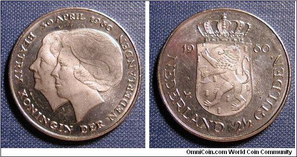 1980 Netherlands 2 1/2 Gulden Investure of New Queen.