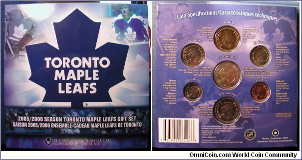 2005/2006 Season Canada Toronto Maple Leafs Gift set w/Colorized Quarter.
