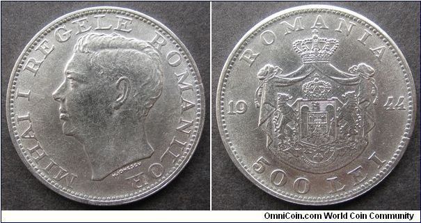 500 lei
Diameter: 32 mm, 12g
Ag 0.835, Cu 0.165, plain edge
Incuse on the edge: NIHIL SINE DEO
Mintage 9.731.000 coins.
King Mihai I.