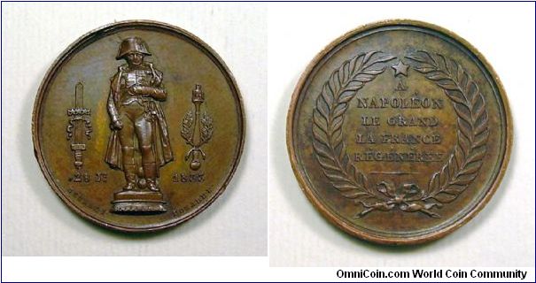 Napoleonic medal
Placement of the statue of Napoleon on column in Place Vendome
mm. 25,1  grs. 7,4