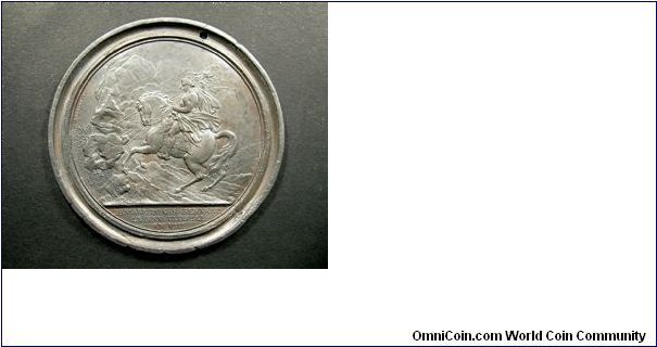 Passage du Saint Bernard.
Medallion uniface - 68 mm.- Tin