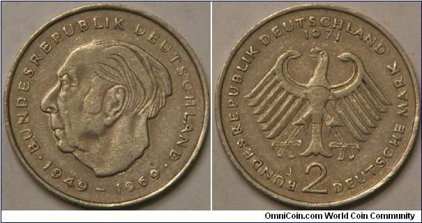 2 deutsche mark, 1971F
Federal Republic 20th Anniversary (1949-1969), 27 mm, Cu-Ni