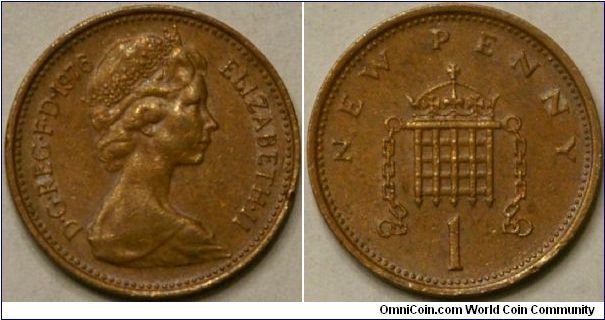 1 new penny, 20.3 mm, much smaller than it's 1 penny predecessor, bronze
