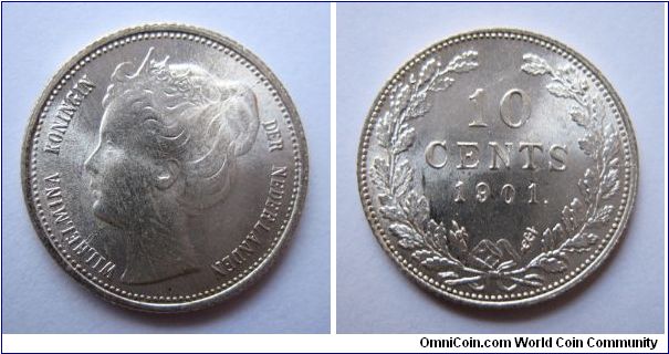 10 cent with obverse die cracks at the top of Wilhelmina's bun and at the 7 o'clock position.  Reverse has a crack at 3 o'clock.