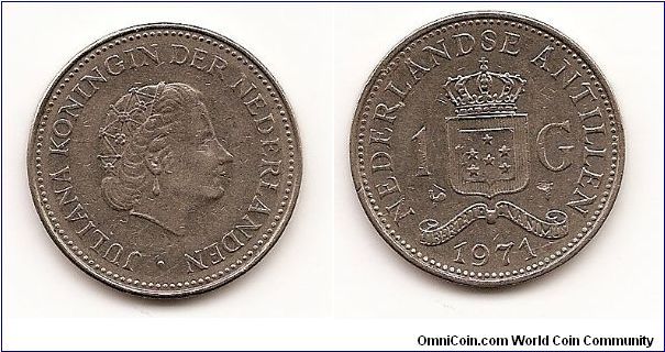 1 Gulden
KM#12
9.0000 g., Nickel, 28 mm. Ruler: Juliana Obv: Head right Rev:
Crowned shield above date and ribbon, GOD * ZIJ * MET * ONS *