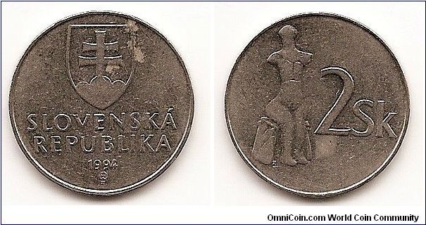 2 Koruna
KM#13
4.4000 g., Nickel Clad Steel, 21.5 mm. Obv: Double cross on
shield above inscription Rev: Venus statue and value