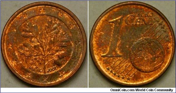 1 Euro cent, image of the oak twig, reminiscent of that found on the former German pfennig coins, Copper-covered steel, 16.25 mm, quallity seems to quickly degrade on these lower denomination Euro coins