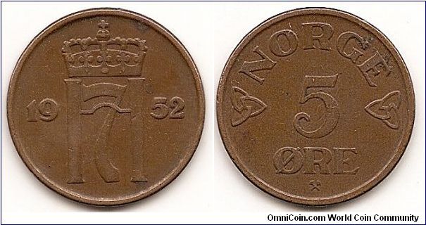 5 Ore
KM#400
8.0000 g., Bronze, 27 mm. Ruler: Haakon VII Obv: Crowned
monogram divides date Rev: Value