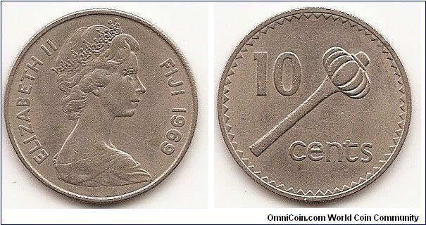 10 Cents
KM#30
5.6000 g., Copper-Nickel, 23.6 mm. Ruler: Elizabeth II Rev:
Throwing club - ula tava tava