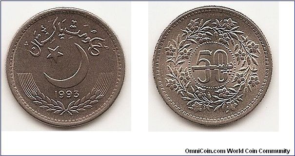 50 Paisa
KM#54
4.0000 g., Copper-Nickel, 21 mm. Obv: Crescent, star and date
above sprigs Rev: Value within circle and leaf wreath Edge: Reeded