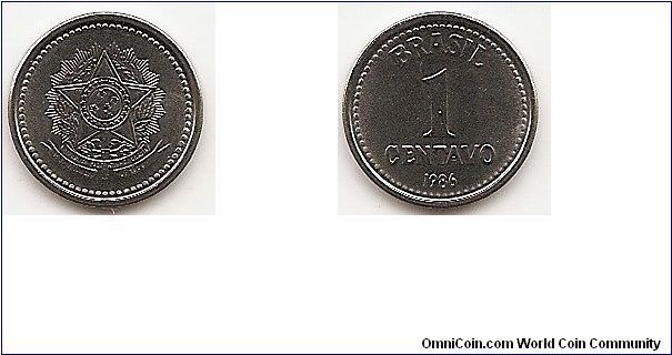 1 Centavo
KM#600
1.6500 g., Stainless Steel, 14.52 mm. Obv: National arms Rev:
Denomination above date Edge: Plain