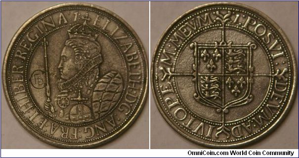 Crown from era of Elizabeth I, 37 mm (approximate date, reproduction)