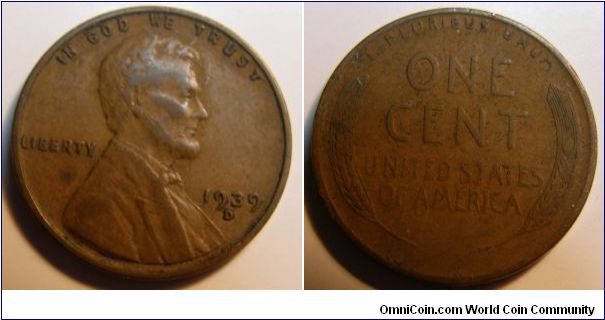 Bronze
1939D Wheat Penny
Composition: .950 Copper, .05 Tin and Zinc 
Diameter: 19 mm 
Weight: 3.11 grams 
Edge: Plain