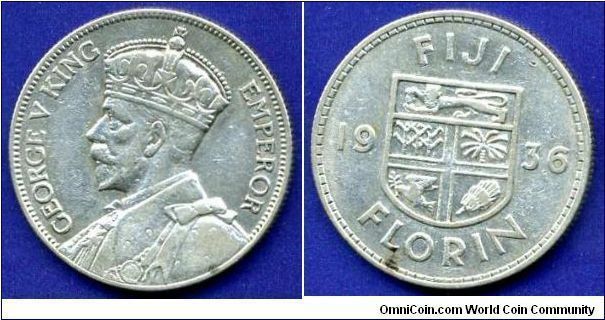 1 florin. 
George V (1910-1936).
No mintmark. Royal Mint, London.
Mintage 65,000 units.


Ag500f. 11,31gr.