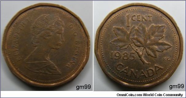 Shap; Multi-sided.Obverse; Queen Elizabeth II
1 Cent right. Reverse; Maple leaf divides date and denomination. Bronze. 1 Cent