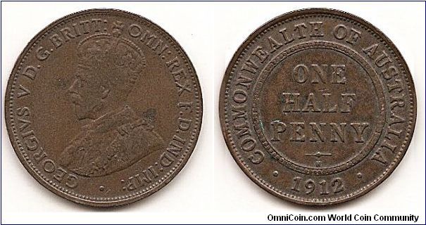 1/2 Penny
KM#22
Bronze Ruler: George V Obv: Crowned bust left Rev:
Denomination within circle Edge: Plain