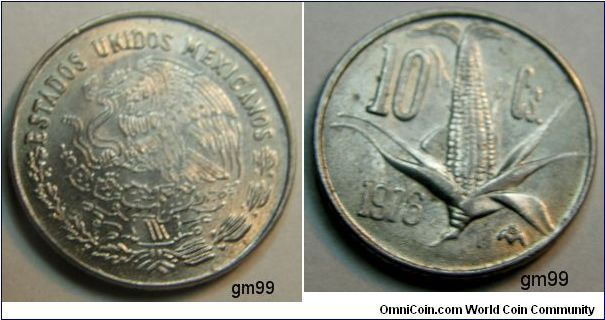 Copper-Nickel Obverse: National arms, eagle left. Reverse: Upright ear of corn NOTE:Variety 2 blunt stem and narrow date.10 Centavos