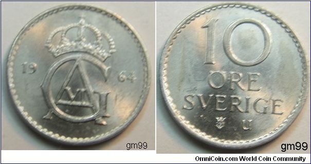 10 Ore (Nickel-Bronze) Obverse; date with crowned monogram in between,
date CVI (monogram)
Reverse; Legend, beaded border,
10 ORE SVERIGE