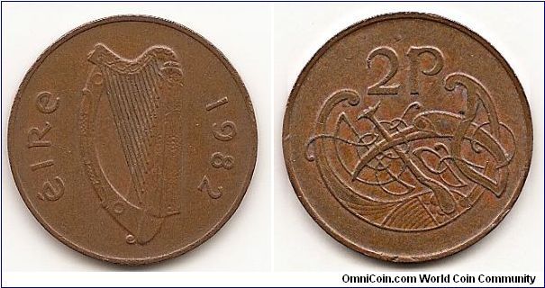 2 Pence
KM#21
7.1200 g., Bronze, 25.9 mm. Subject: Styilized bird detail from
the Second Bible of Charles the Bald Obv: Irish harp Rev:
Stylized bird Edge: Plain