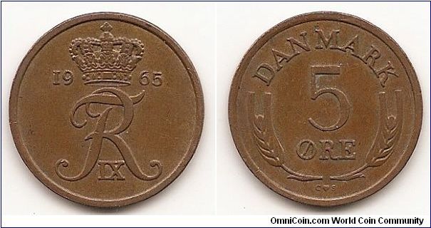 5 Ore
KM#848.1
6.0000 g., Bronze, 24 mm. Ruler: Frederik IX Obv: Crowned
FR monogram, IX below, divides date Rev: Two barley stalks
around denomination, initials C-S below