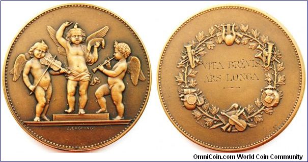 LAGRANGE Art Medal
3 Musical Cherubs. Vita Brevis.  Ars Longa.  Bronze 51mm. N.D.