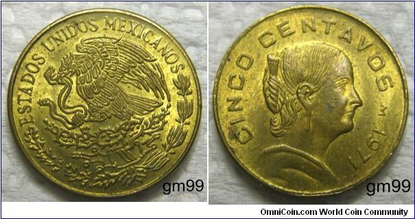 5 Centavos
Obverse: Eagle standing left on cactus, snake in beak,
ESTADOS UNIDOS MEXICANOS
Reverse: White Josefa right,
CINCO CENTAVOS date