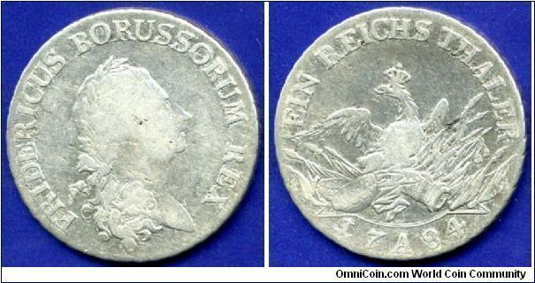 1 Reichsthaler.
Kingdom of Prussia.
Friederih II (1740-1786), the Great.
'A' mimt.


Ag750f. 22,27gr.