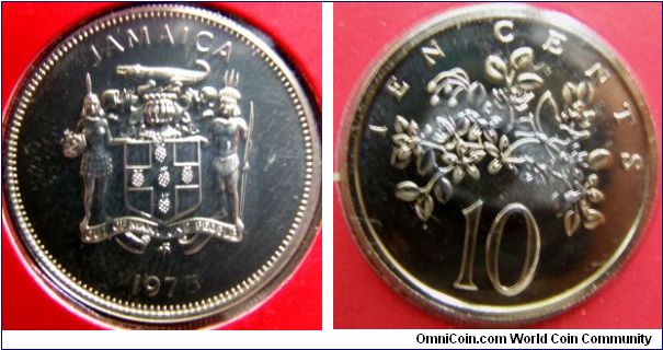 Jamaica 1975 Specimen Set. 10 Cents, The ten cents piece depicts a branchof a LIGNUM VITAE( wood of life) TREE.
The Franklin Mint.
