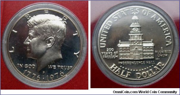 Kennedy Clad Bicentennial Half Dollar.1975S-Mintmark: S (for San Francisco, CA) centered above the date. Metal content:
Outer layers - 75% Copper, 25% Nickel
Center - 100% Copper. Proof Set.