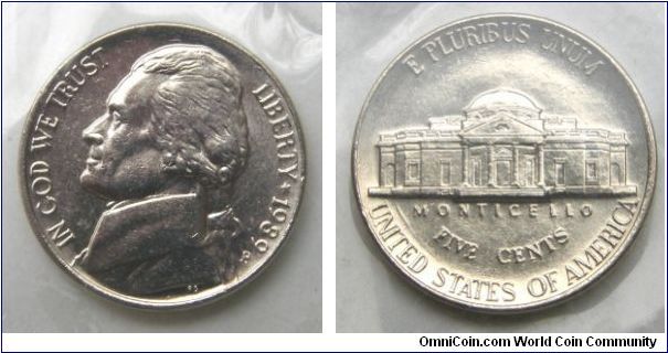 Jefferson Five Cents. Metal content:
Copper - 75%
Nickel - 25%. 1989P-Mintmark: Small P (for Philadelphia) below the date on the obverse.
 UNITED STATES UNCIRCULATED COIN(MINT) SET.