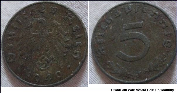 zinc 5 reichpfennig, bit of discouloration (looks brown) but details are there