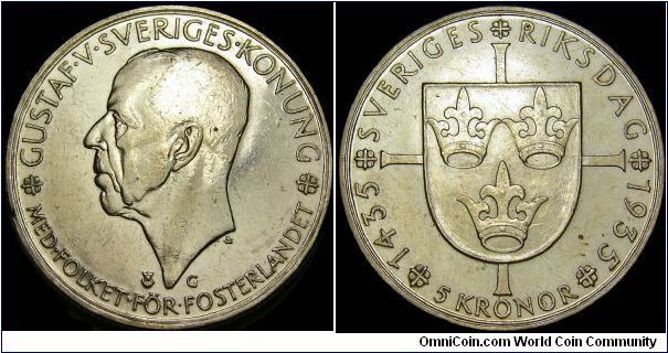 Sweden - 5 Kronor Jubilee - 1935 - Weight 25,1 gr - Silvercoin Ag 0,900 - Ag 0,7234 Troy Ounce - Size 36 mm - Regent / Gustav V - Mintage 663 819 - Engraver / Erik Lindberg - Minted in Stocholm / Sweden - Edge : Reeded - 500th Anniversary of Riksdag -  Reference KM# 806