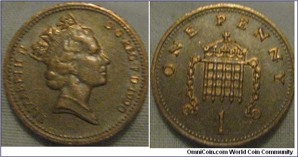 EF 1 penny from 1990 found in circulation, very nice for a coin thats 19 years old