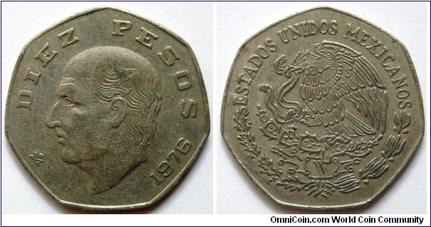 10 pesos.
1976