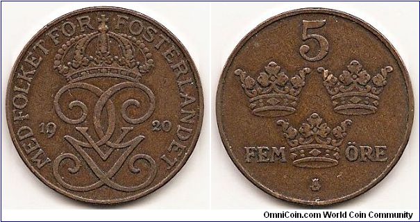 5 Ore
KM#779.2
7.9400 g., Bronze, 27 mm. Ruler: Gustaf V Obv: Large cross above crowned monogram Rev: Value above crowns Note: Varieties exist.