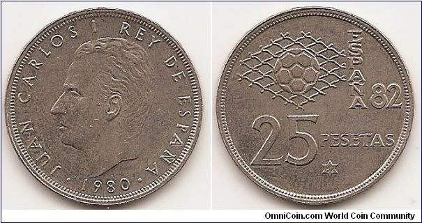 25 Pesetas
KM#818
8.5000 g., Copper-Nickel, 26.5 mm. Ruler: Juan Carlos I Subject: World Cup Soccer Games Obv: Head left Rev: Soccer ball on net above value, UNA GRANDE LIBRE