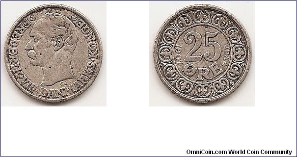 25 Ore
KM#808
2.4200 g., 0.6000 Silver 0.0467 oz. ASW Ruler: Frederik VIII Obv: Head left, initials GJ below Rev: Value, date, mint mark, initials VBP within circle, lily ornamentation surrounds