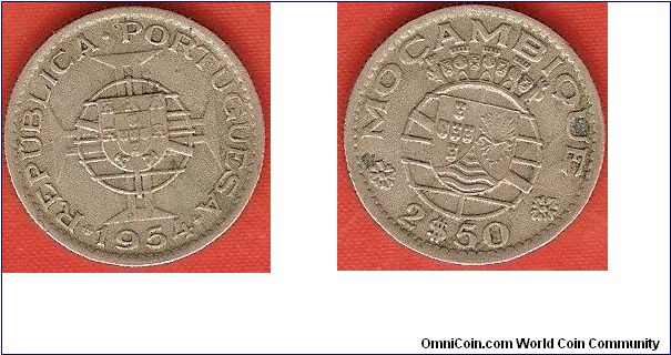 Portuguese Colony
2 1/2 escudos
copper-nickel