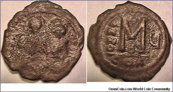 Byzantine emperor Justin II & empress Sophia, 565-578 AD, AE-Follis Year 5 (570), Officinae B, CON (Constantinople mint)