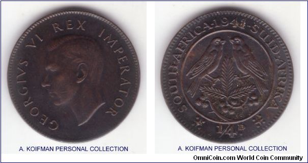KM-23, 1941 South Africa farthing; blackened bronze, plain edge; about uncirculated with the weakly struck obverse but also a small cut on King's jaw