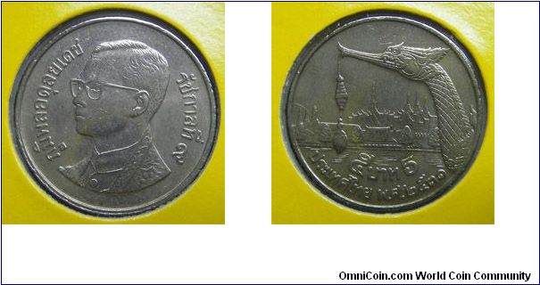Y# 185 5 BAHT
7.5000 g., Copper-Nickel Clad Copper Ruler: Bhumipol
Adulyadej (Rama IX) Obv: Head left Rev: Suphannahong, royal
grand palace

1987-1988
