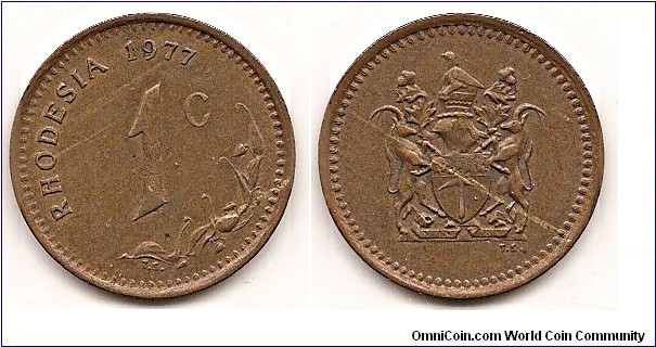 1 Cent
KM#10
4.0000 g., Bronze, 22.5 mm. Obv: Value and date to upper left of sprig Rev: Arms with supporters