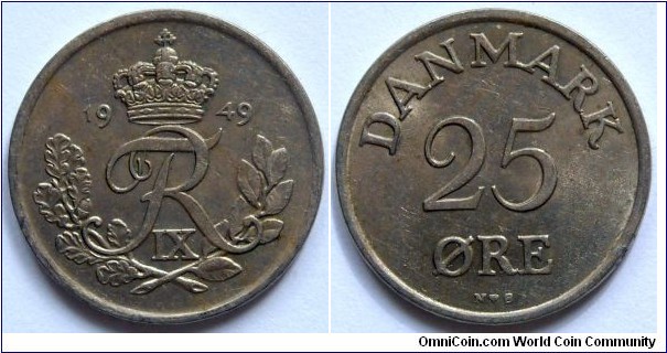 25 ore.
1949