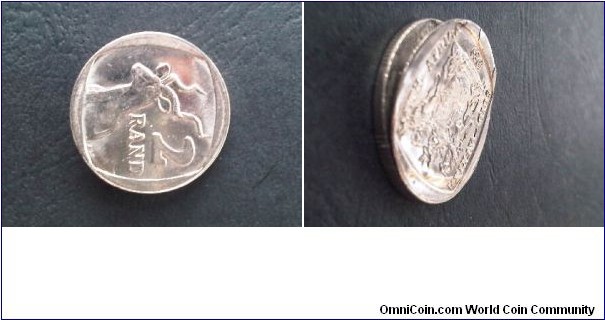 Clamshell ERROR coin. South Africa R2.00.