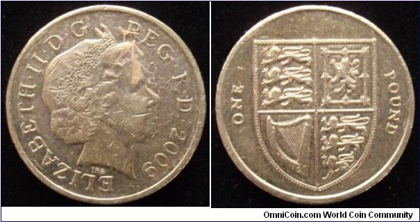 1 Pound
nickel-brass
Royal shield